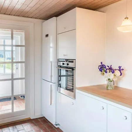 Seven-bedroom Holiday In Vestervig